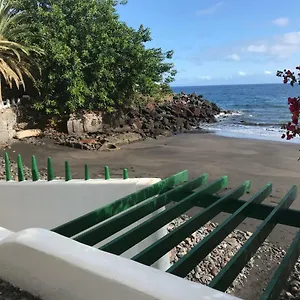 https://apartamento-playa-chica-tenerife.tenerifehoteles.net