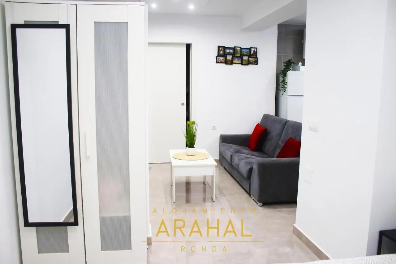 Alojamiento Arahal - Ronda 0*,