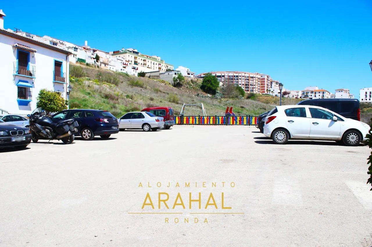 Alojamiento Arahal - Ronda 0*,